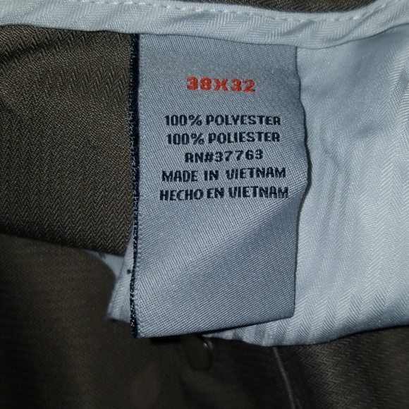 Men's Axist slacks 38 x 32 - Picture 5 of 6